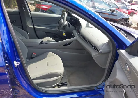 2025 Hyundai Elantra Sel from USA, damaged, VIN KMHLS4DG7SU903601